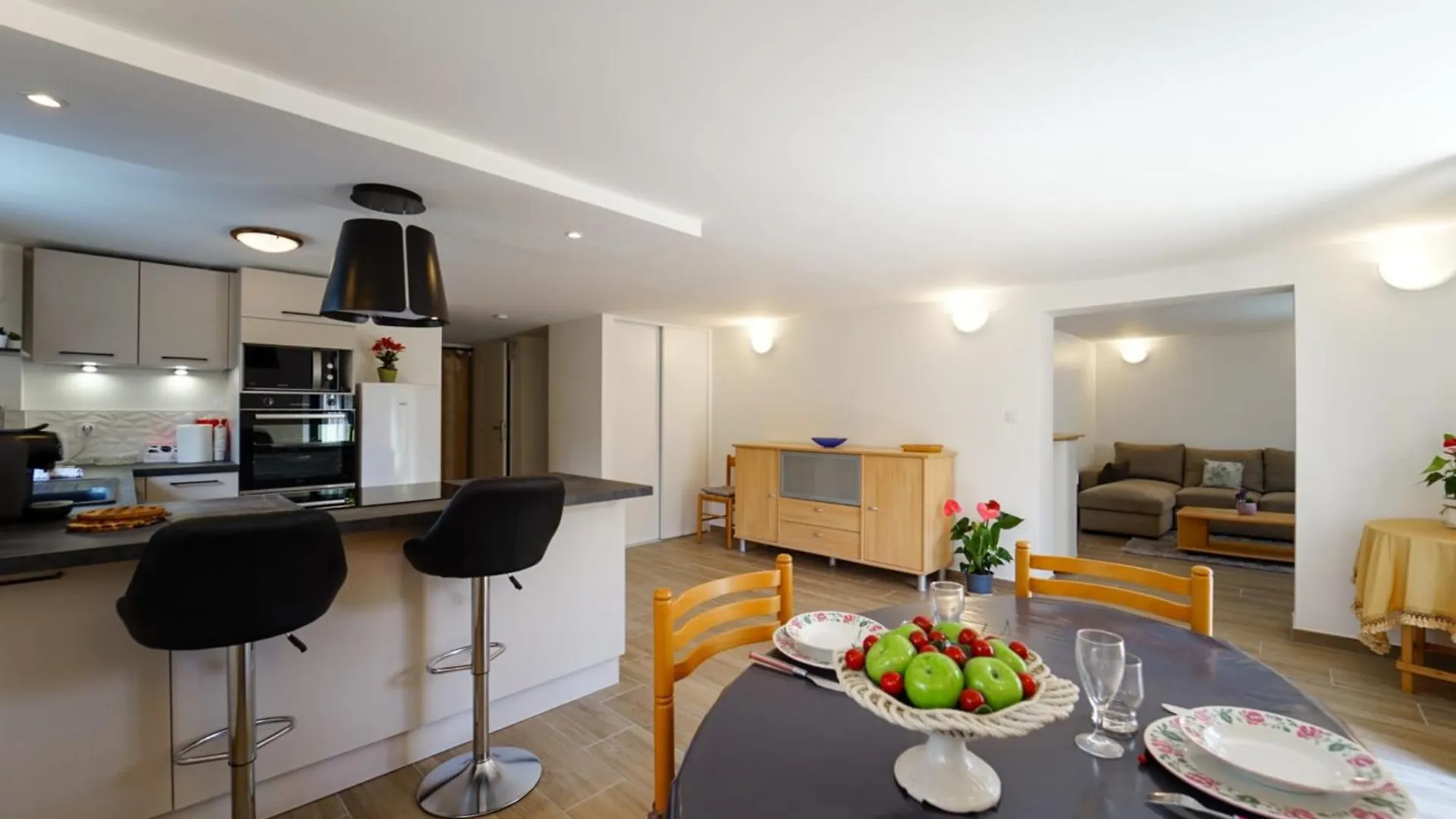 Apartment Le Cret Du Lac Charmant Appartement Au Calme Sevrier