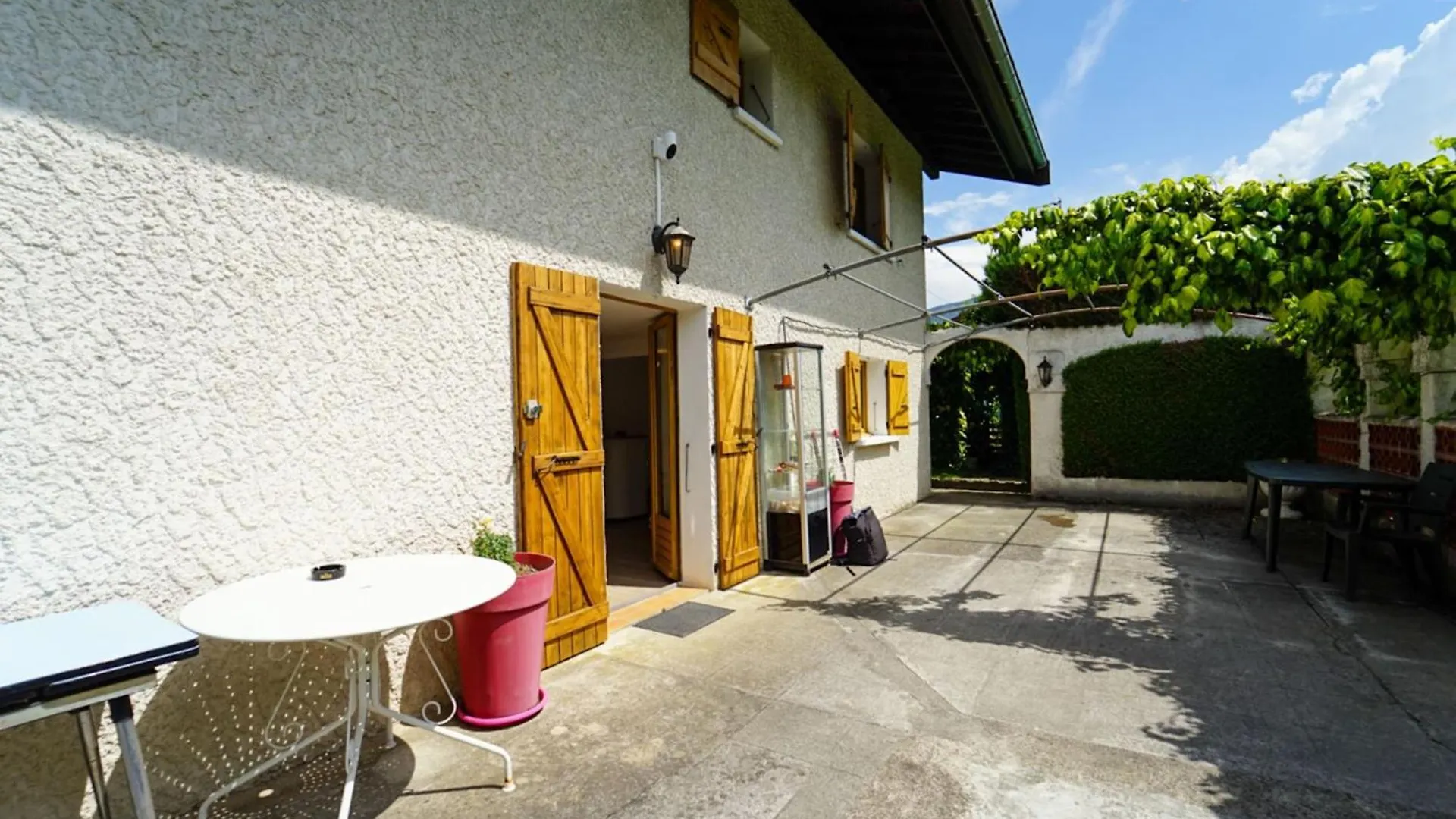 Apartment Le Cret Du Lac Charmant Appartement Au Calme Sevrier